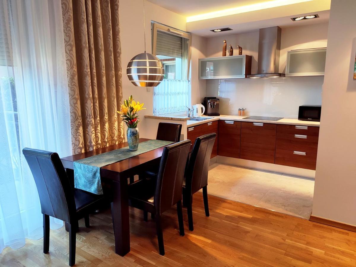 Artus Apartment Гданськ Екстер'єр фото